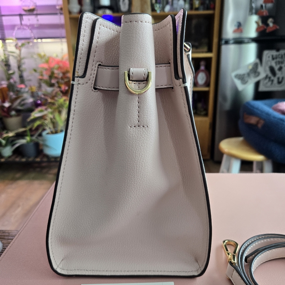 Michael Kors Beige and Pink Hamilton Satchel and Jet Set Travel Wallet Set - Picture 9 of 16